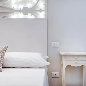 Alojamento de Acomodação e Pequeno-almoço Vittoria Luxury House, Lecce